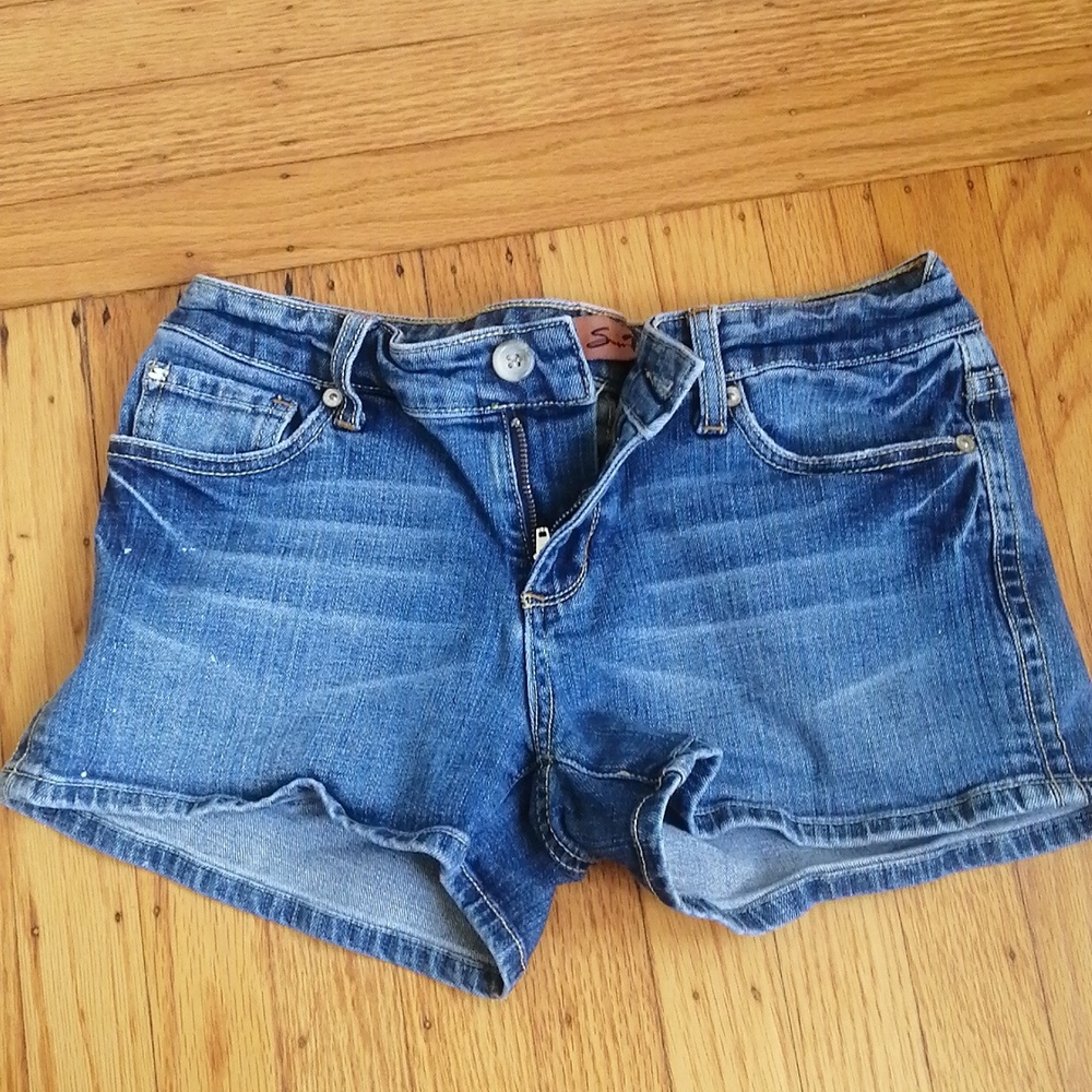 Vintage Seven7 Denim Distressed Shorts Size 27 Low Cut